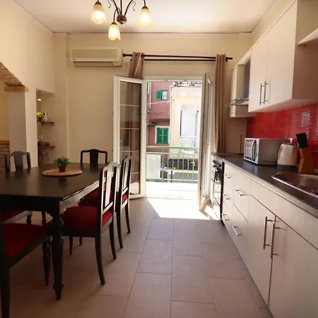 Tassos بيت للعطل *